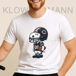 Chicago Bears NFL Helmet Snoopy Shirt